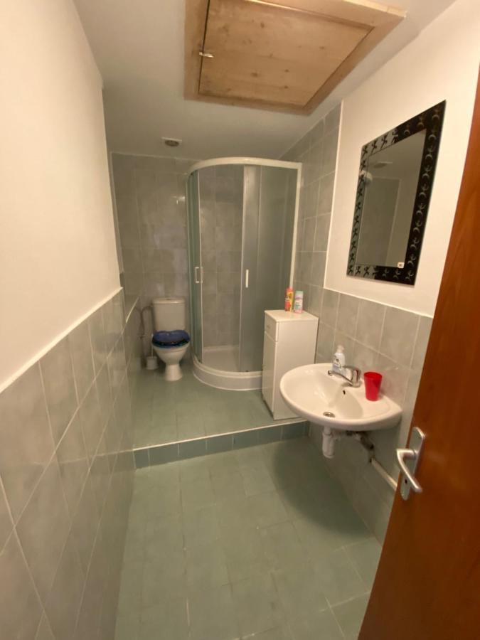 Old Town Apartments R11 ออลอโมตซ์ ภายนอก รูปภาพ